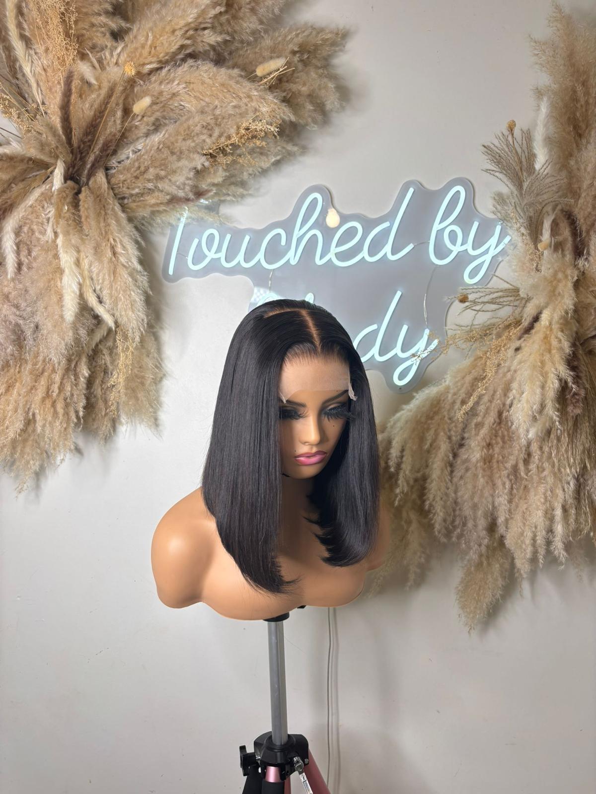 Perruque lisse carré 10 et 12  pouces  avec lace 13x4